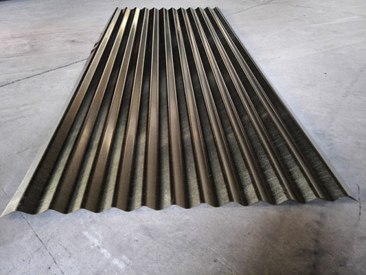 60-95 এইচআরবি পৃষ্ঠতল কঠোরতা রঙিন ইস্পাত শীট corrugated শীট সুবিধা জন্য